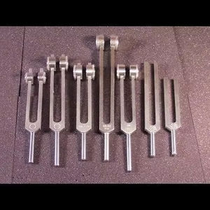 Diapasón de aluminio Mars HUMAN ORGAN con peso ajustable (3 pies) con activador y bolsa de terciopelo, garantía de 3 años - Product Image 1