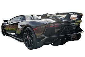 Sedán Superdeportivo Exótico de Alto Rendimiento 2024, Motor Estilo V12, Caja de Cambios Automática, Kit Aerodinámico de Carbono, Neumáticos R17, Asientos de Cuero Oscuro en el Lado Izquierdo - Product Image 2