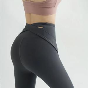 Leggings de yoga avec logo personnalisé de haute qualité pour femmes pantalons d'entraînement évasés push-up à séchage rapide avec placement de la taille en tissu tricoté - Product Image 5