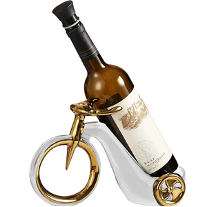 Estante de vino de Metal de lujo moderno en bicicleta soporte de colocación oblicua roja para decoración de mesa de comedor del hogar - Product Image 4