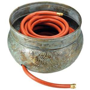 Pots à tuyaux en métal de qualité supérieure utilisés pour l'organisation élégante des tuyaux, ajoutant du charme et de la personnalité aux espaces extérieurs - Product Image 3