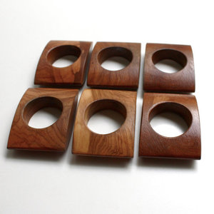 Rond de serviette en bois rustique non poli Fournisseur de cuisine fait à la main incroyable Qualité supérieure Rond de serviette en bois à prix compétitif - Product Image 5