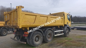 Camion benne Renault Kerax 380.26 6x4 de 2004 - Product Image 3