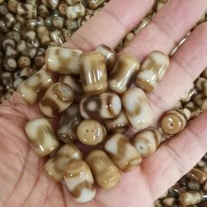 Bracelet en résine de luxe pour femmes, bijoux de créateur faits à la main, accessoire de mode, bracelet en résine et bracelets en résine - Product Image 2