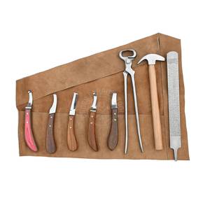 Kit complet de maréchal-ferrant avec 5 couteaux, coupe-ongles robuste, pince à ongles de maréchal-ferrant, marteau à clous, râpe à ongles dans un étui en cuir - Product Image 2