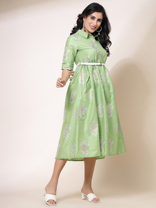 Ensembles Kurti sans manches en tissu Chanderi prêt-à-porter pour femmes, respirants, style ethnique, dernière collection, décontractés, pour le bureau, vente en gros - Product Image 4