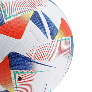 Balón de Fútbol Cosido a Mano de 32 Paneles de la Mejor Calidad, Tamaño 5, Estilo Clásico, Hecho en Pakistán, Logotipo y Diseño Personalizados, OEM - Product Image 2