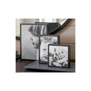 Le cadre photo design intemporel complète les intérieurs modernes et traditionnels, ce qui en fait un choix polyvalent pour toutes les pièces - Product Image 1
