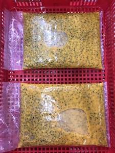 Pulpe de fruit de passion congelée de qualité supérieure avec couleur jaune naturelle sans additif pulpe sans pépins pour les détaillants de boissons du Vietnam 99GD - Product Image 5