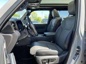 SUV de Lujo SUPER CLEAN 2025, Volante a la Derecha, R17, 1-25000 Millas, 100-150 CV, 100-200 Nm, Cámara Trasera de 360°, Techo Solar Panorámico, Envío Inmediato - Product Image 6