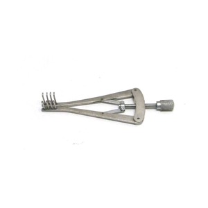 Retractor de autorretención Alm de grado alemán de alta calidad, retractor de espéculo de Oftalmología, Alm retractor de autorretención, dientes Romos - Product Image 1
