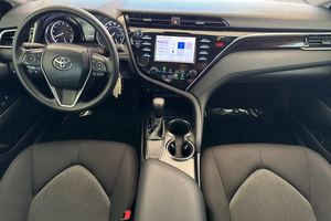 มือสอง2018 Toyo-TA Camry Le - Product Image 3