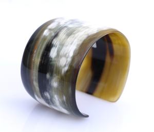 Horn <b>Fashion</b> <b>Cuff</b> <b>Bracelet</b> Natural Cow Ox Horn <b>Bracelets</b> Designer Heavy Look African Oval Horn Bangle <b>Cuff</b> <b>Bracelet</b> for Women - Product Image 2