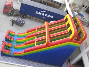 Grand toboggan gonflable en PVC pour usage universel, locations commerciales et événements festifs - Product Image 6
