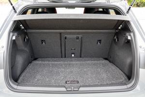 Auto Usado Confiable, Volkswagen GTI 380 SE 2024, Transmisión Manual de 6 Velocidades, Motor Turbo de 4 Cilindros - Product Image 4