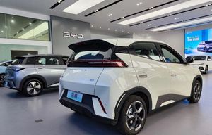 BYD Seagull hybride électrique 2023, SUV 4 roues, d'occasion, conduite à droite/à gauche, intérieur en cuir, vente en liquidation - Product Image 4