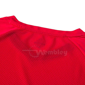 Uniforme de football respirant en polyester de haute qualité pour les clubs, les écoles et les équipes - Product Image 4