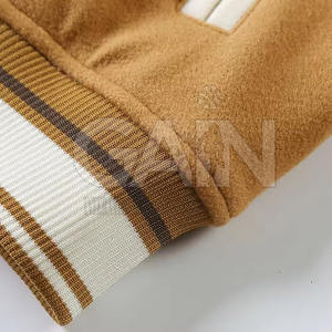 Veste d'hiver pour homme à l'attrait sportif inspiré du design intemporel d'une veste Letterman - Product Image 6