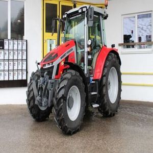 รถแทรกเตอร์มือสอง Massey Ferguson 5S.145 4WD 145 แรงม้า พร้อมขาย - Product Image 3