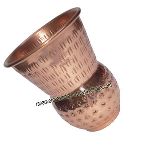 Accessoire de bar à boisson artisanal en cuivre, gobelet Mughlai avec design martelé pour restaurant - Product Image 2