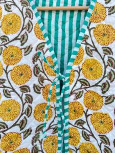 Chaleco de Mujer 100% Algodón Hecho a Mano, Estilo Bohemio Vintage, con Bloques de Colores, Acolchado, Tejido, con Cordón Ajustable, Transpirable y con Rayas - Product Image 6