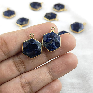 จี้สร้อยคอและจี้หินสีทองรูปทรงเรขาคณิต - Product Image 3