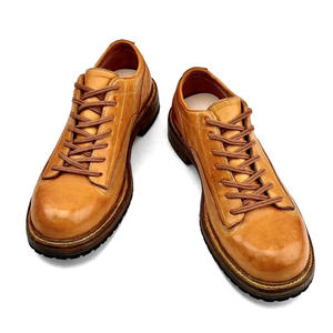 รองเท้าหนังผู้ชายแบบคลาสสิค แต่งลายโบรก หนังวัวแท้ รองเท้าธุรกิจ พื้นกันลื่น เหมาะสำหรับทำงาน รองเท้าผู้หญิงแบบทางการ - Product Image 2