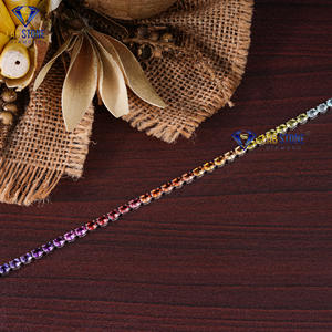 Pulsera de oro blanco con diamantes ovalados de zafiro TDW 3,33 de Labstone/Momentos coloridos, capturados en diamantes - Product Image 6