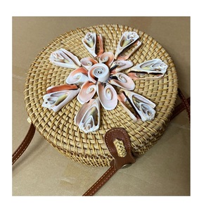 Proveedor 99 Gold Data-Bolso de mujer Bolso tejido de ratán Bandolera de un solo hombro Tejido Mano redonda Verano Paja Playa - Product Image 2