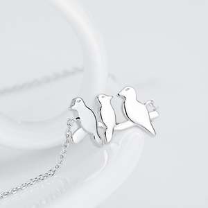 Collana in Argento Sterling con Ciondolo e Charm di Uccelli Appollaiati su Ramo - Product Image 3
