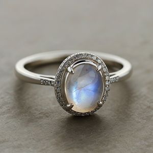 Bague de fiançailles Halo ovale en platine et diamant personnalisée à la mode en or massif 14 carats bijoux fins pour mariage et fête - Product Image 5