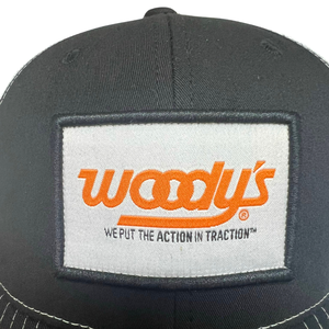 Sombrero de camionero clásico con logotipo de parche tejido personalizado Gorra de malla trasera estructurada Cierre ajustable OEM Fabricante de Vietnam L01 - Product Image 4