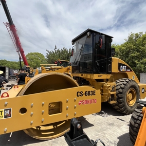 Rouleau compresseur statique à tambour unique Caterpillar CS-683E, moteur diesel, modèle 2018, puissance 185 kW, force de compression 50 KN - Product Image 5