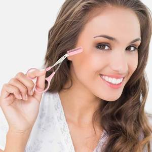 Ciseaux à sourcils portables pour un toilettage pratique en voyage, ciseaux à sourcils précis et tranchants pour des contours nettes - Product Image 6