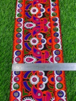 Bordure en dentelle brodée de paillettes écologiques pour vêtements féminins, chaussures, sacs, robes de l'Église catholique - Vente en gros