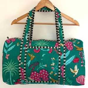 Handmade Casual Durable Large Capacity Eco-Friendly Luxury Weekender Sport Floral Cotton Duffle Bag Zipper Closure Green Quilted - Product Image 1