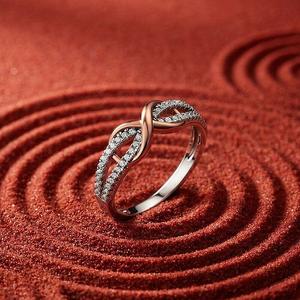 แหวนเงินแท้ชุบโรเดียมรูปอินฟินิตี้สำหรับผู้หญิง - Product Image 3