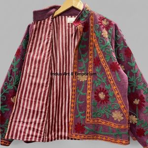 Veste en coton Suzani faite à la main en Inde, veste courte brodée à la main, veste unisexe, veste courte Suzani faite à la main - Product Image 2