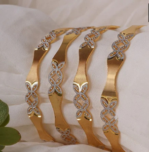 Brazaletes de latón Jaipuri hechos a mano con trabajo meenakari para mujer, joyería chapada en oro elegante, perfecta para oficina y ropa informal - Product Image 6