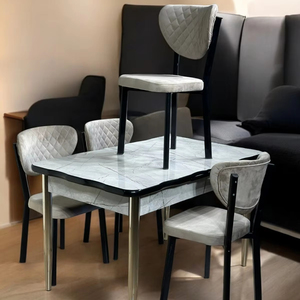 Ensemble de table à manger multicolore de haute qualité pour petits appartements Design en verre moderne Vente en gros en usine directe pour meubles de maison - Product Image 1