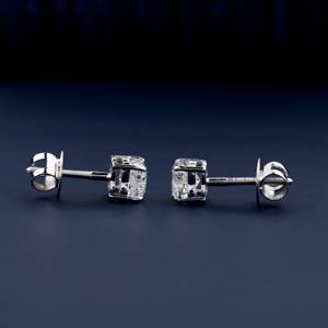 Lili Cut Diamond Screw Back Stud Pendientes 2 quilates Lab Grown Diamond Pushback Pendientes para mujeres Tiny Bridal Pendientes para regalo - Product Image 4
