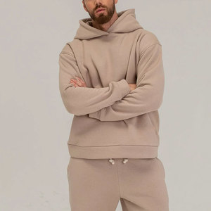 Sweat à capuche et short à porter quotidiennement deux pièces pour hommes Sweat à capuche uni et short assorti pour hommes - Product Image 4