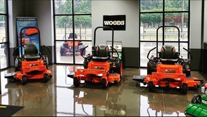 Tracteur de tondeuse Kubota GR2120s Ride-On de haute qualité Nouvelle tondeuse à gazon 58V 2 temps Ride-On de qualité industrielle à haute maintenance. - Product Image 6