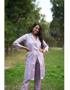 Thoải Mái Dân Tộc Cho Phụ Nữ Của Ấn Tượng Lụa Dây Thiết Lập Sang Trọng Và Phong Cách Trong Một Ấn Độ Nhà Sản Xuất - Product Image 1