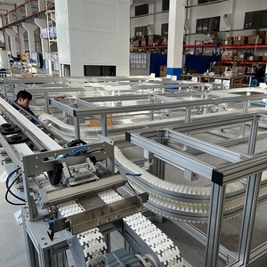 PET Şişe Taşıma Hattı için Özelleştirilmiş Tutucu Esnek Üst Zincirli Konveyör - Product Image 6