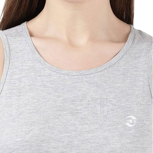 เสื้อกล้ามขนาดใหญ่พิเศษของผู้หญิงมาใหม่สีพื้นและลายพิมพ์ระบายอากาศสำหรับฤดูร้อนผลิตในปากีสถาน - Product Image 6