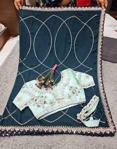 Sari de diseñador de estilo pesado de alta calidad de FULPARI, nueva tendencia, crape de buena calidad para ropa de fiesta étnica india para mujeres - Product Image 3