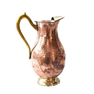 Pichet à eau en cuivre pur au design tendance avec couvercle, finition mate martelée, carafe en cuivre pour la table de cuisine - Product Image 2