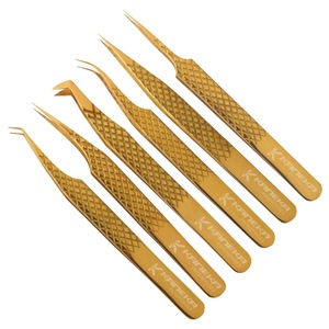 Pinzas de pestañas profesionales personalizadas de etiqueta privada Empuñaduras de diamante dorado para mujer Puntas de fibra de volumen recto Acero inoxidable - Product Image 2