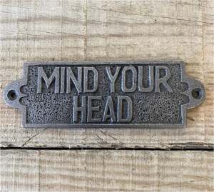 Plaque de porte antique en fonte Design unique pour décoration murale extérieure pour hôtels, bureaux, écoles et restaurants - Product Image 4